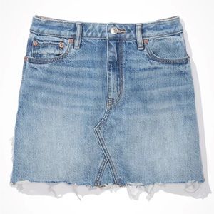 NWT : American Eagle mini skirt